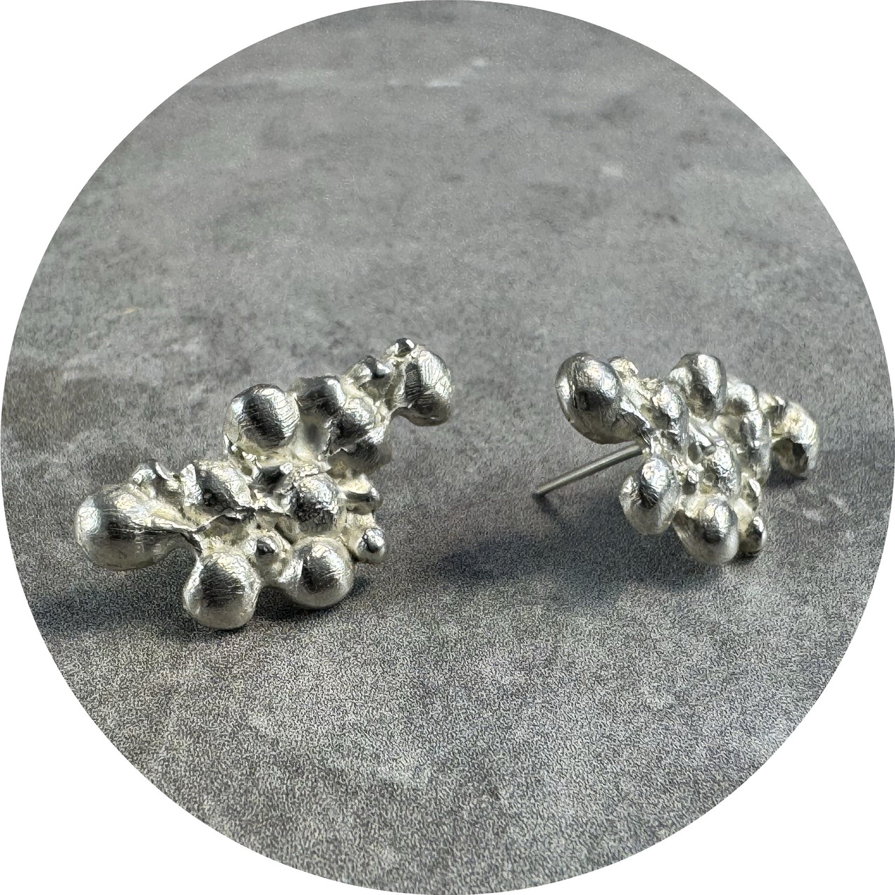 Handmade silver earrings by Francisca Rendic